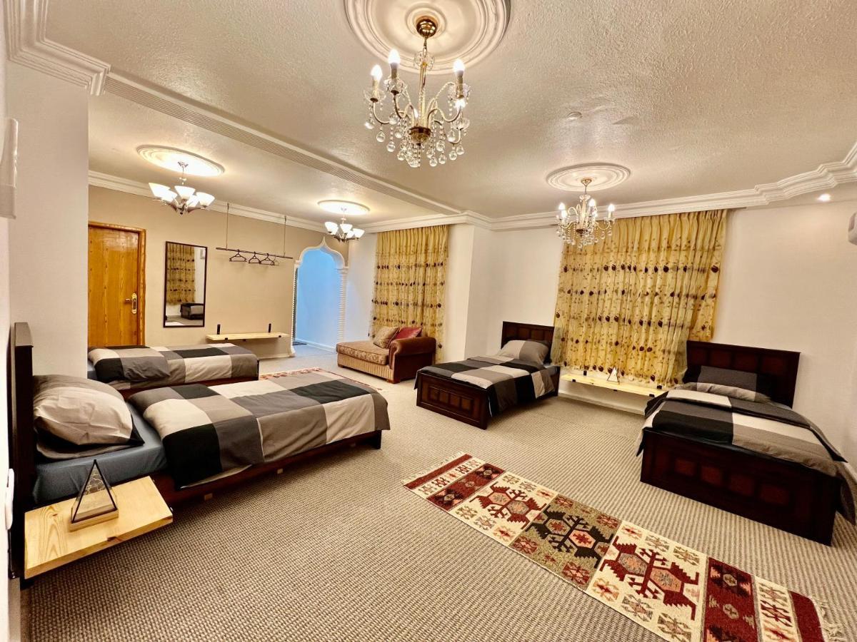 Euphoria Guest House Wadi Musa Esterno foto